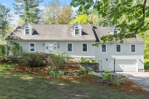 60 Dunstable Rd, Westford, MA 01886