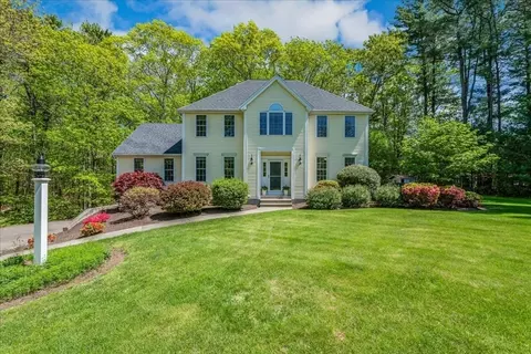 1 Cider Mill Rd, Franklin, MA 02038