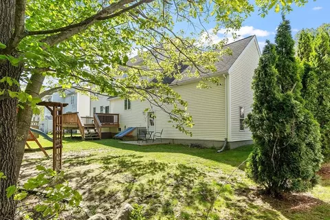 Exterior - 2 Reardon St, Worcester, MA 01606 photo 9 of 10