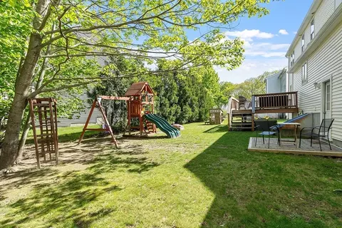 Exterior - 2 Reardon St, Worcester, MA 01606 photo 7 of 10
