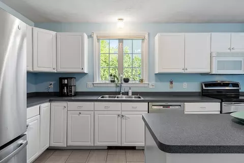 Kitchen - 2 Reardon St, Worcester, MA 01606 photo 3 of 4