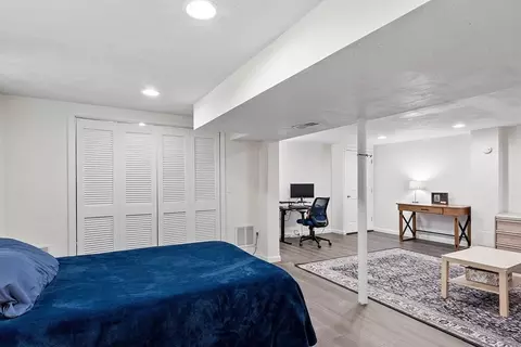 Bedroom - 2 Reardon St, Worcester, MA 01606 photo 6 of 6