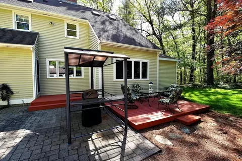 Exterior - 290 Westboro Rd, Upton, MA 01568 photo 8 of 8