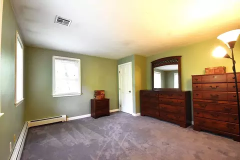 Bedroom - 290 Westboro Rd, Upton, MA 01568 photo 10 of 11