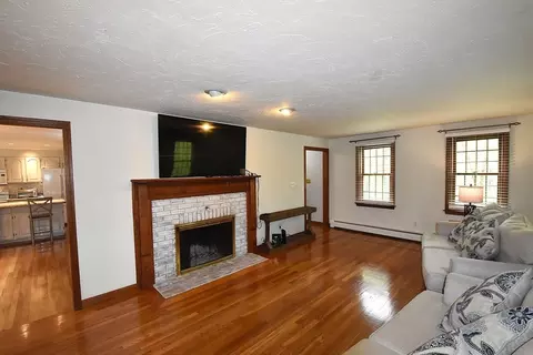 Living - 290 Westboro Rd, Upton, MA 01568 photo 2 of 2