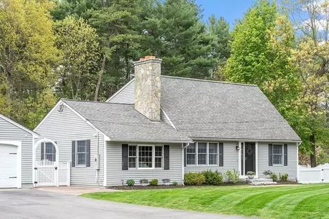 87 Ballardvale Rd, Andover, MA 01810