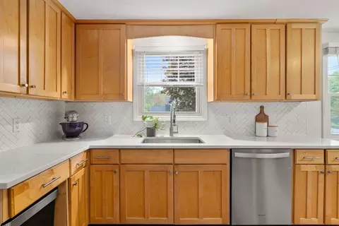 6 Mary Chilton, Needham, MA 02492 photo 6