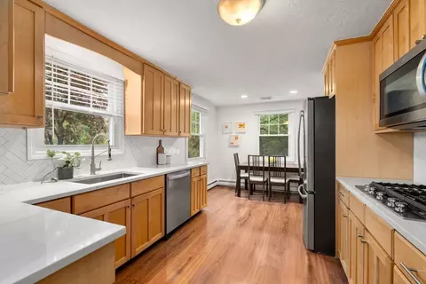 6 Mary Chilton, Needham, MA 02492 photo 4