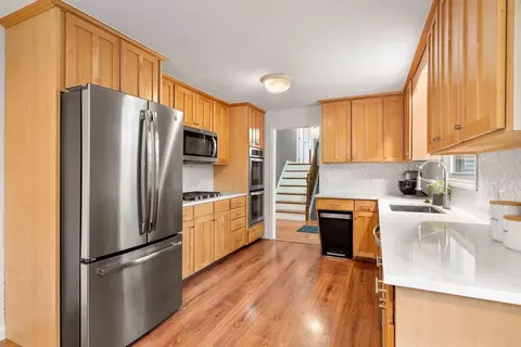 6 Mary Chilton, Needham, MA 02492 photo 5
