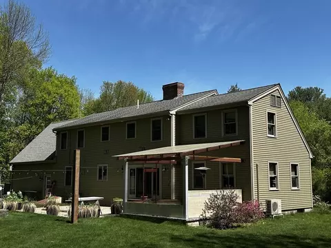 24 Manchaug Rd, Sutton, MA 01590 photo 9