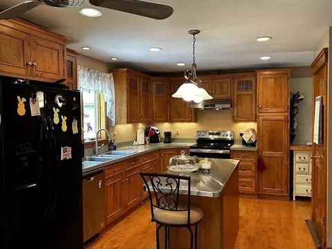 24 Manchaug Rd, Sutton, MA 01590 photo 22