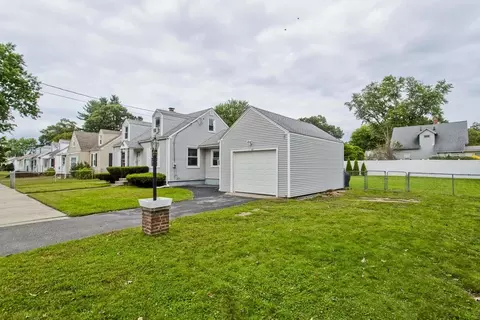 87 Gilman St, Springfield, MA 01118 photo 31