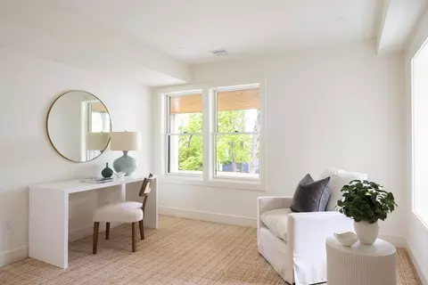 121 Jordan Rd, Brookline, MA 02446 photo 12