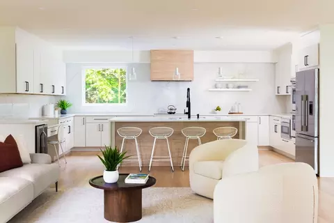 121 Jordan Rd, Brookline, MA 02446 photo 7