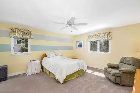 240 Surf Dr, Mashpee, MA 02649 photo 9