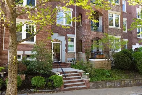 38 Garrison Rd #2, Brookline, MA 02445