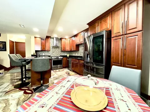 71 Rosewood Dr #71, Stoughton, MA 02072