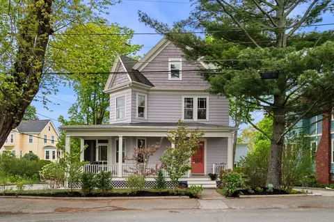 72 Greenwood Ave, Swampscott, MA 01907