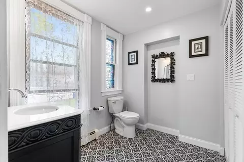 2 Warner St, Salem, MA 01970 photo 13
