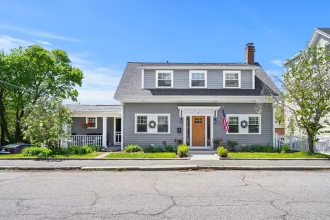 55 Gregory St, Marblehead, MA 01945