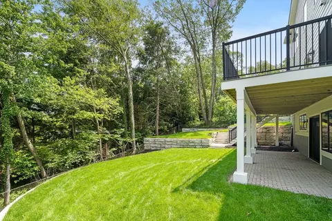 66 Oakcrest Rd, Needham, MA 02492 photo 42