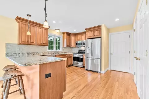 80 Schooner Ln, Hyannis, MA 02601 photo 10