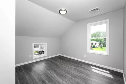102 Meeson St, Fall River, MA 02724 photo 29