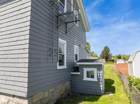 102 Meeson St, Fall River, MA 02724 photo 37