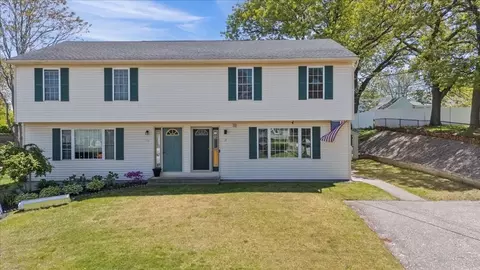 31 Scott St #31, Attleboro, MA 02703