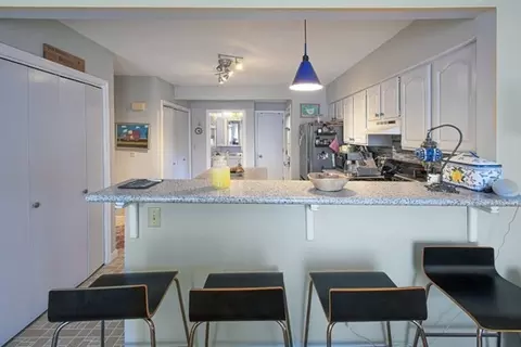 21 Mount Tom Ave #21, Easthampton, MA 01027 photo 7