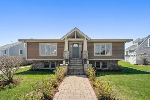 1 Beach View Rd, Dennis, MA 02670