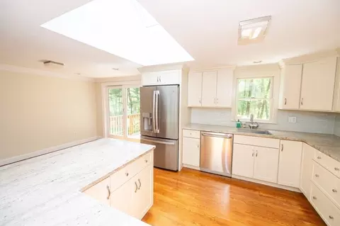 1361 Main St, Marshfield, MA 02050 photo 8