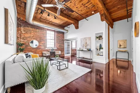 37 Millyard #206, Amesbury, MA 01913