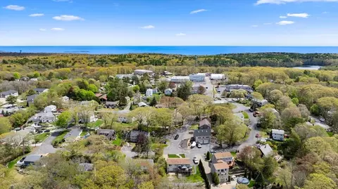 9 Hodgkins Rd, Rockport, MA 01966