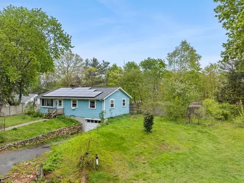 30 Trowbridge Rd, Bourne, MA 02532 photo 2