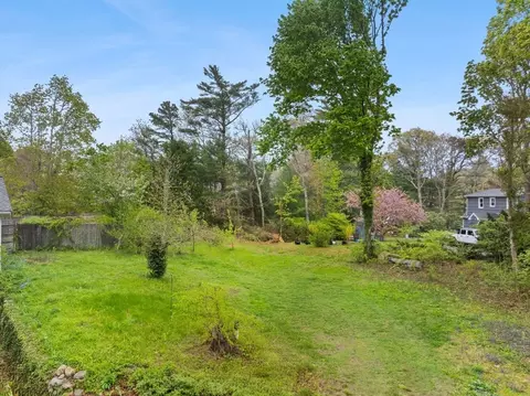 30 Trowbridge Rd, Bourne, MA 02532 photo 3