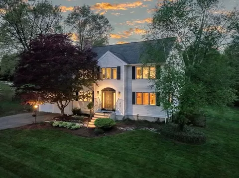19 Gordon Rd, Marlborough, MA 01752