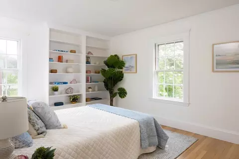 37 Randolph Rd, Chestnut Hill, MA 02467 photo 11