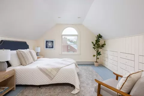37 Randolph Rd, Chestnut Hill, MA 02467 photo 14