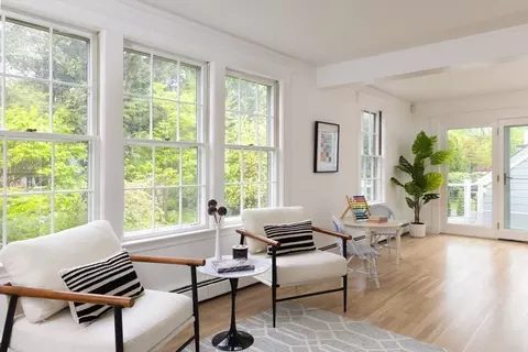 37 Randolph Rd, Chestnut Hill, MA 02467 photo 9