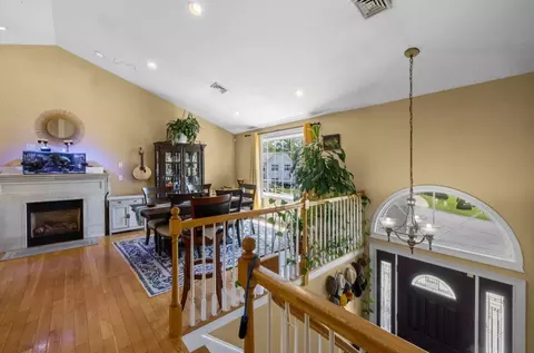 Entry Way - 1072 Laurel St, Fall River, MA 02721 photo 5 of 5