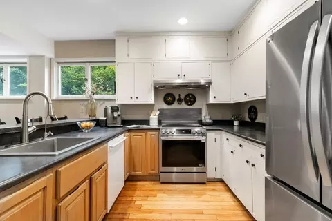 5 Winthrop Rd, Lexington, MA 02421 photo 14