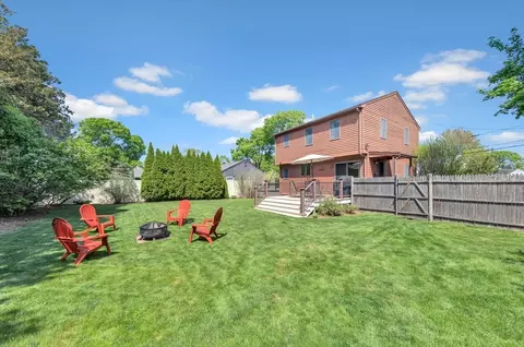 4 Shetland Rd, Danvers, MA 01923 photo 2