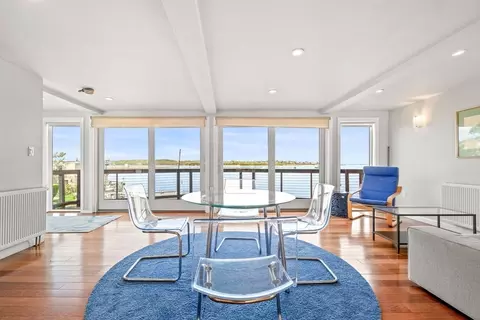 644 Washington St, Gloucester, MA 01930 photo 2