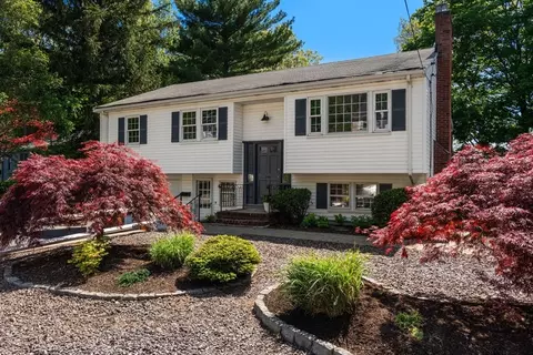 44 Sunset Hill Rd, West Roxbury, MA 02132