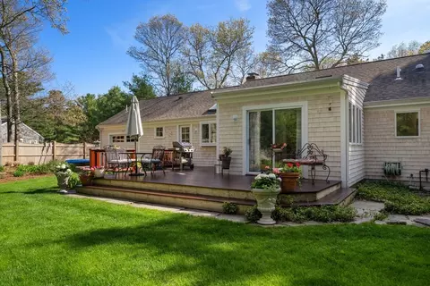 20 Truman Ln, Cotuit, MA 02635 photo 9