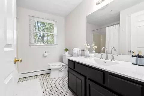 Bath - 40 Cornell Rd, Beverly, MA 01915 photo 4 of 5