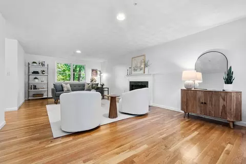 Living - 40 Cornell Rd, Beverly, MA 01915 photo 3 of 4