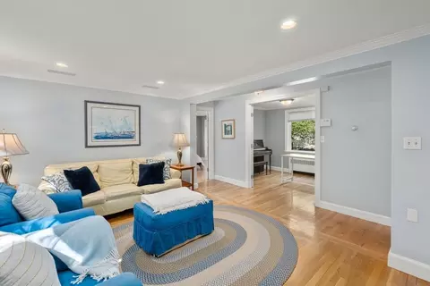 4 Granite St, Wellesley, MA 02482 photo 12