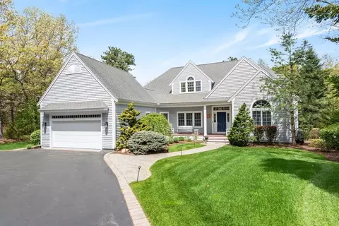 27 Pine Cobble, Plymouth, MA 02360